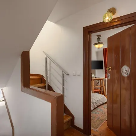 Romantic Alfama Balcony - 10 Minutes From Terreiro Do Paco Lisbon